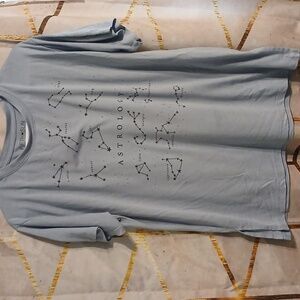 Fifth Sun Astrology woman's shirt L